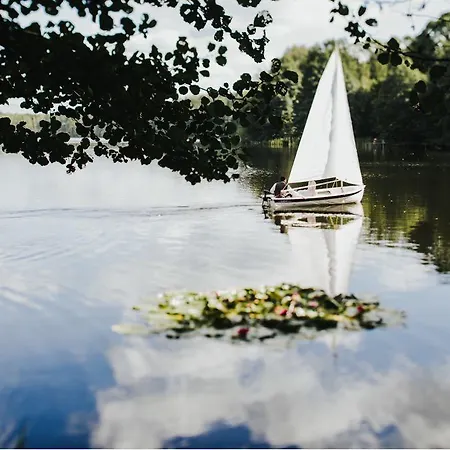 Lakeside Holiday home